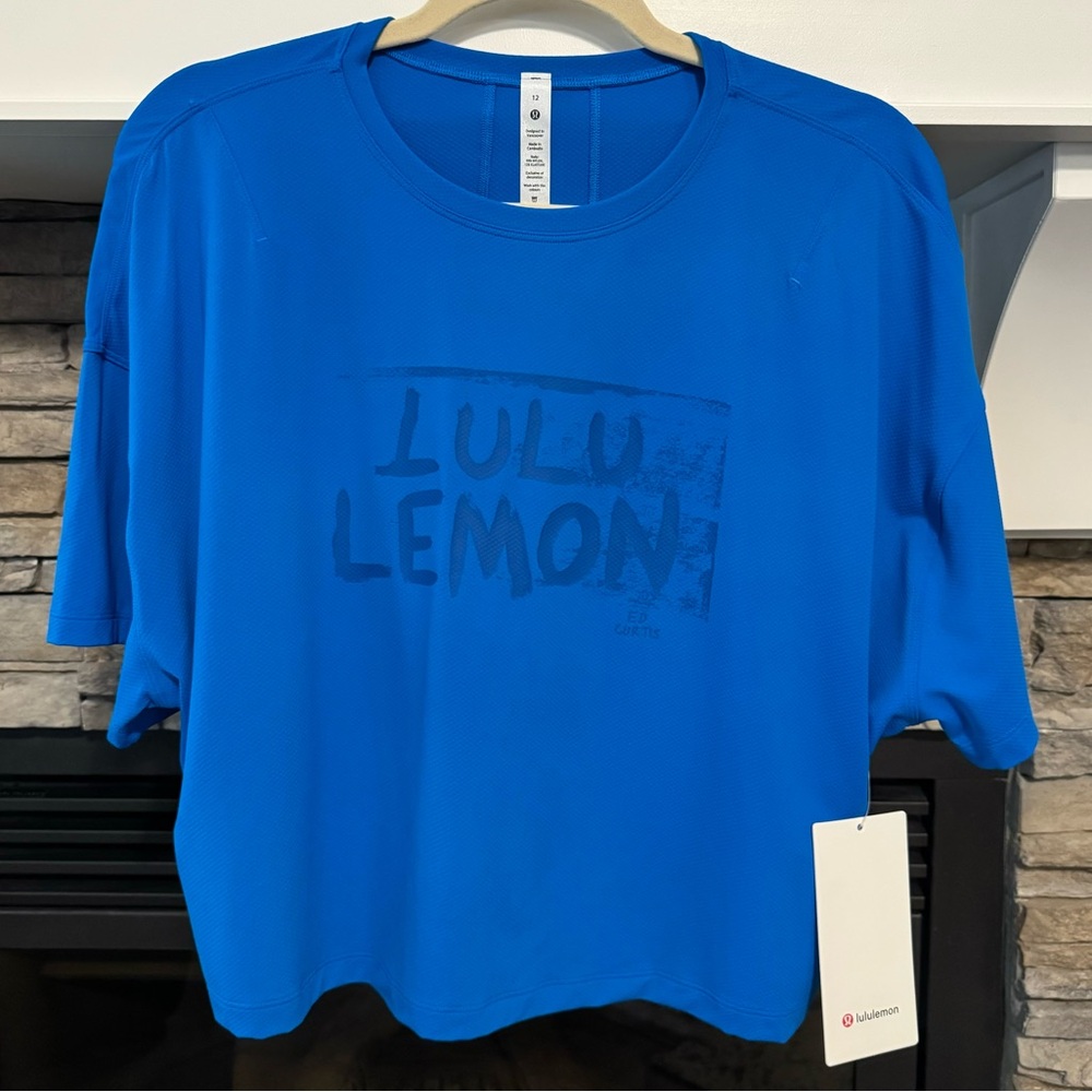 New With Tags, Lululemon Blue Abrasion-Resistant Train Tee, Size 12/XL